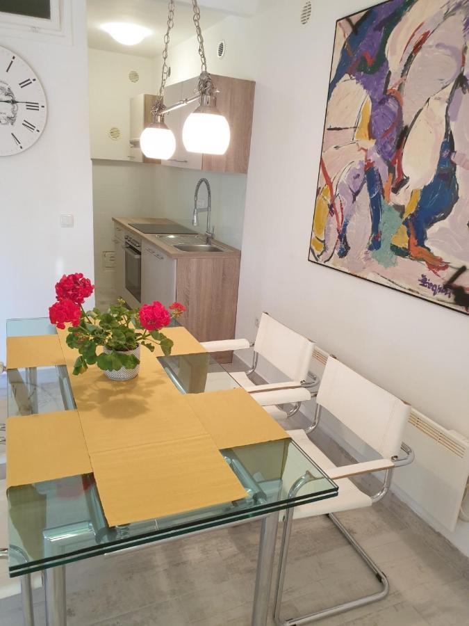 Apartman P-E Pula Dış mekan fotoğraf