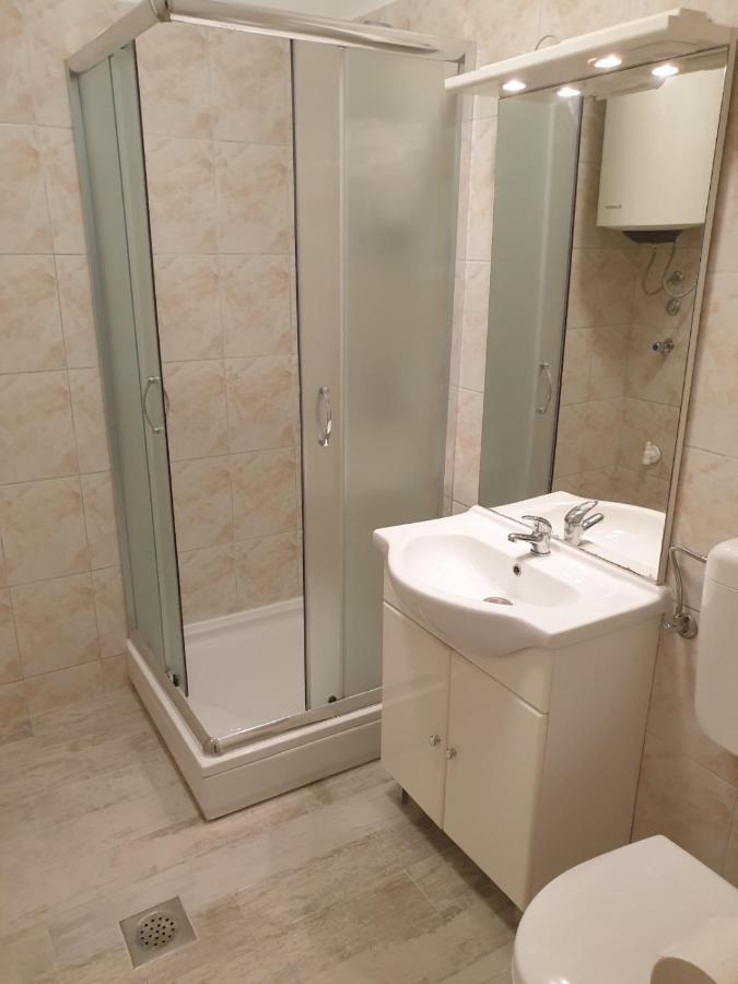 Apartman P-E Pula Dış mekan fotoğraf